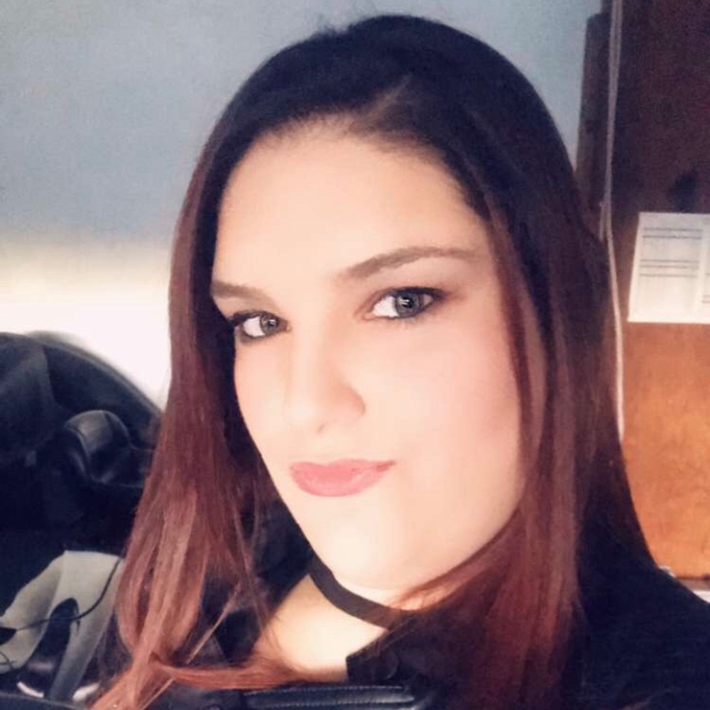 Meet your Posher, Shaina